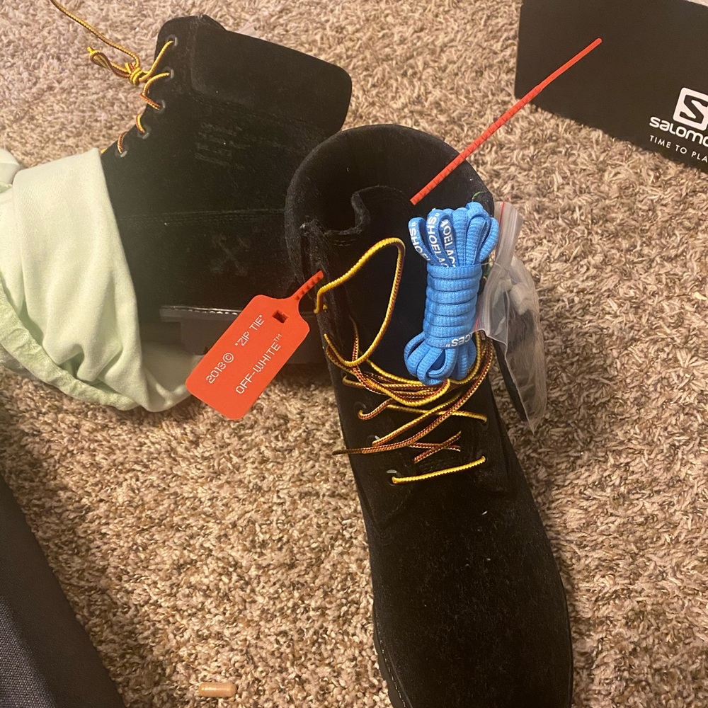 Off white x Timberland velvet boots black